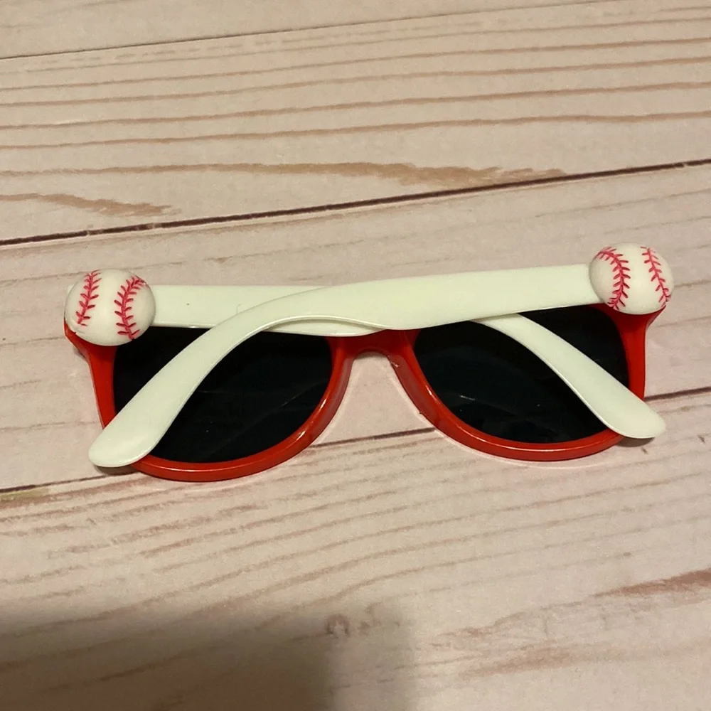 kids red/white baseball sunglasses